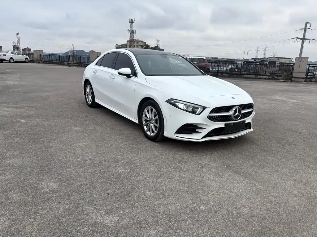 MERCEDES-BENZ A CLASS