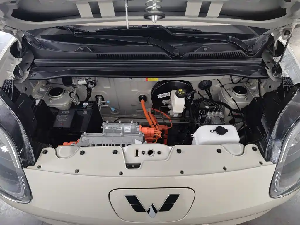 Wuling MINIEV — миниатюра 6