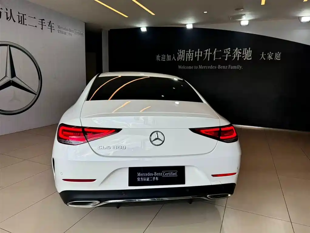 Mercedes-Benz CLS