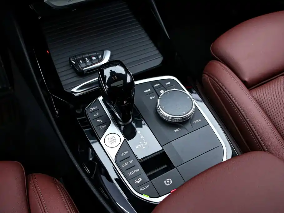 BMW X3 — миниатюра 10
