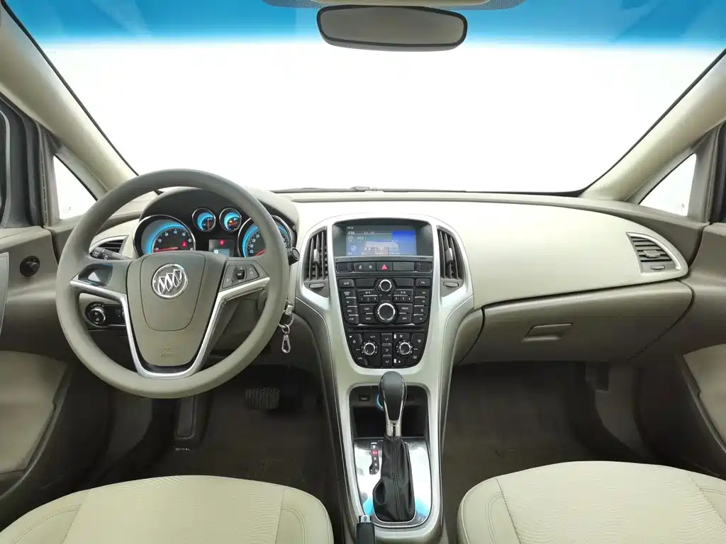Buick Excelle — миниатюра 5