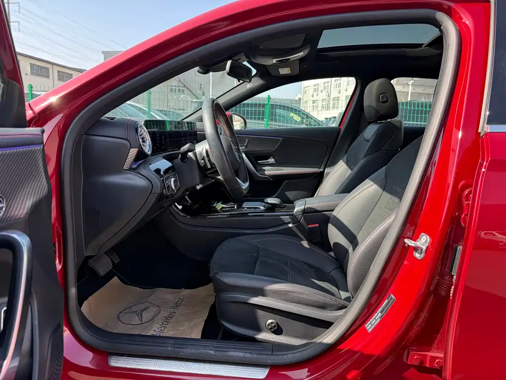 MERCEDES-BENZ A CLASS