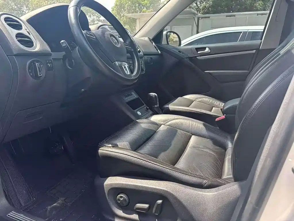 Volkswagen Tiguan — миниатюра 4