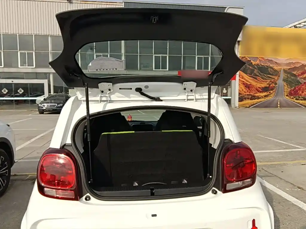 Roewe Clever — миниатюра 19