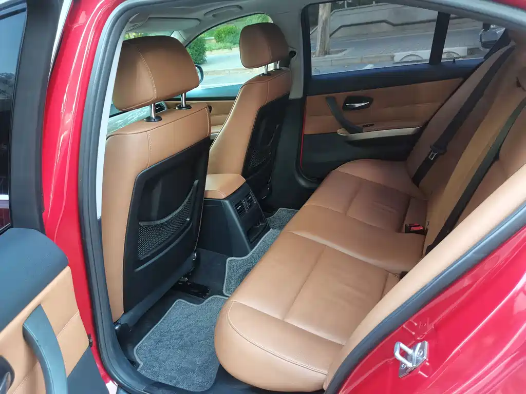BMW 3 Series — миниатюра 22