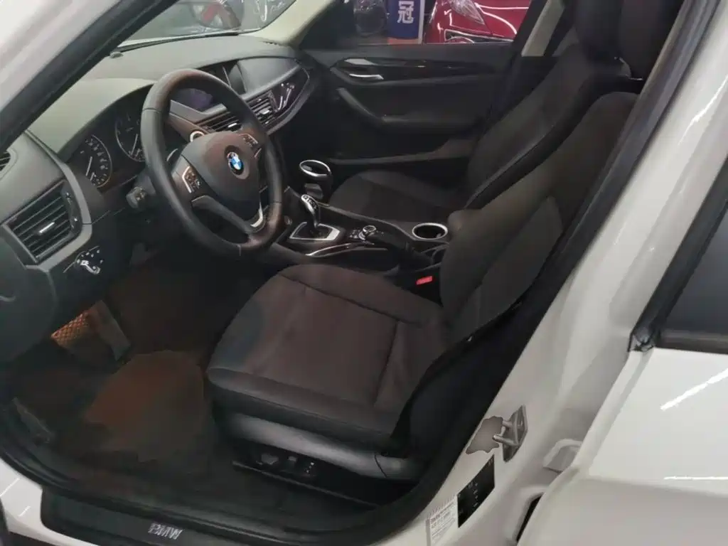 BMW X1 — миниатюра 15