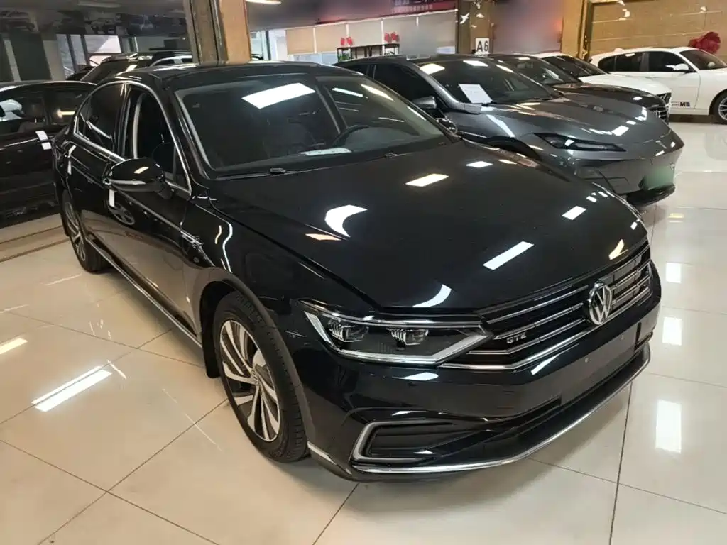 Volkswagen Magotan PHEV — миниатюра 4