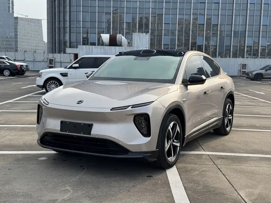 NIO EC6