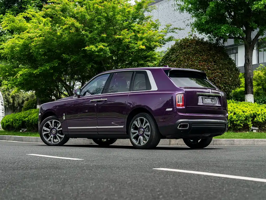 Rolls-Royce Cullinan 4-seat Edition, фото 18