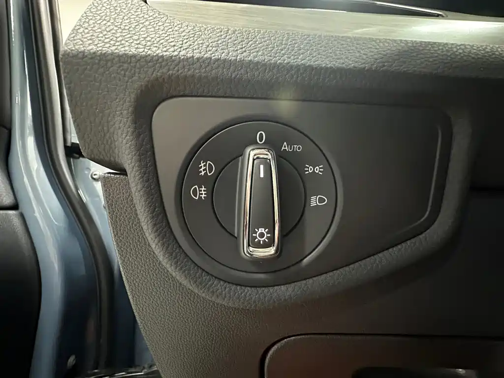 Volkswagen Touran — миниатюра 25
