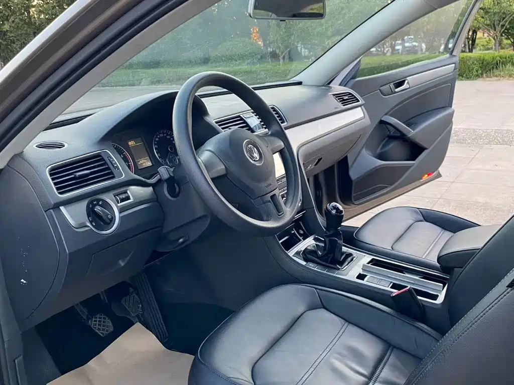 Volkswagen Passat — миниатюра 4