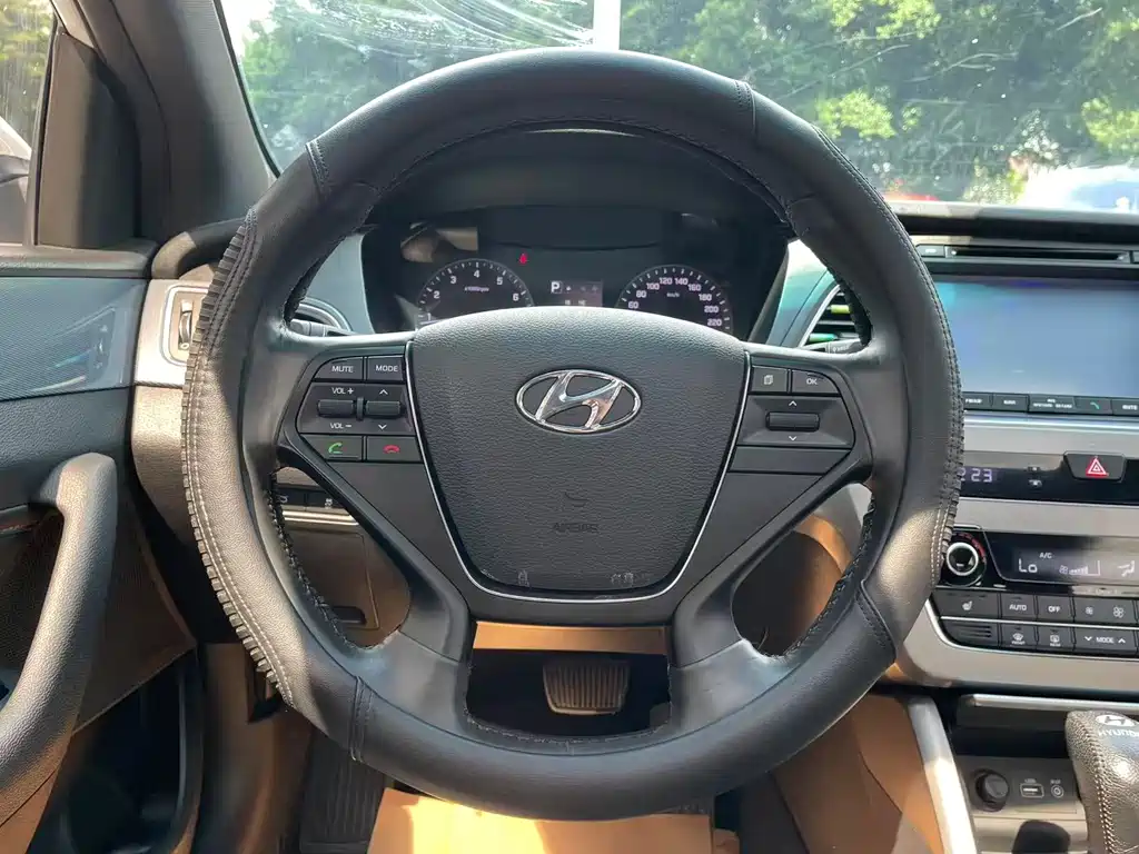 Hyundai Sonata — миниатюра 17