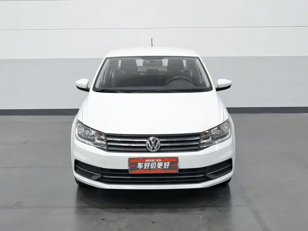 Volkswagen Santana — миниатюра 3