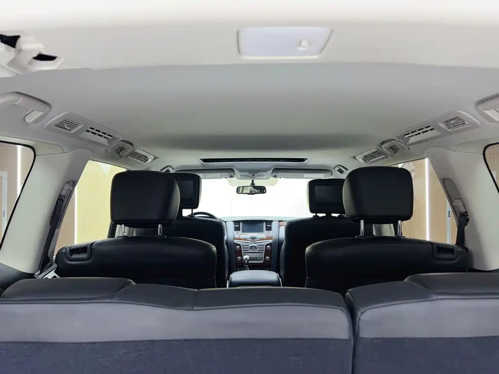 Infiniti QX80 2018 5.6L
