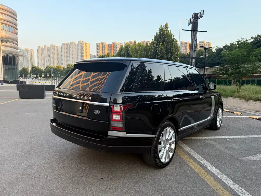 Land Rover Range Rover — миниатюра 12
