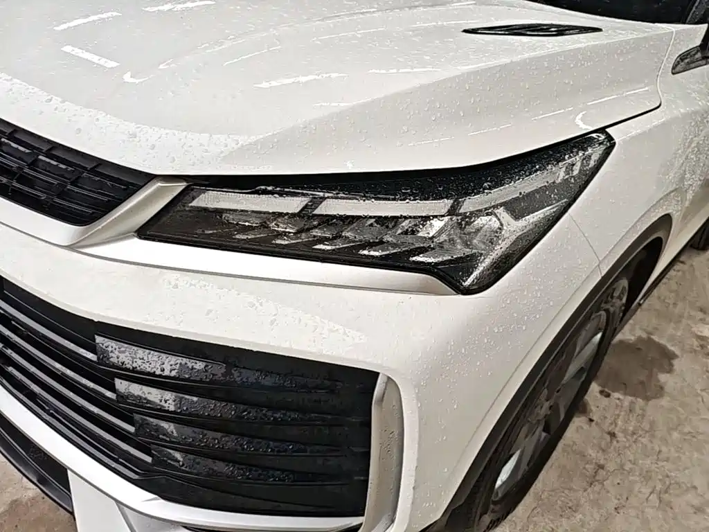 Geely Binyue — миниатюра 18
