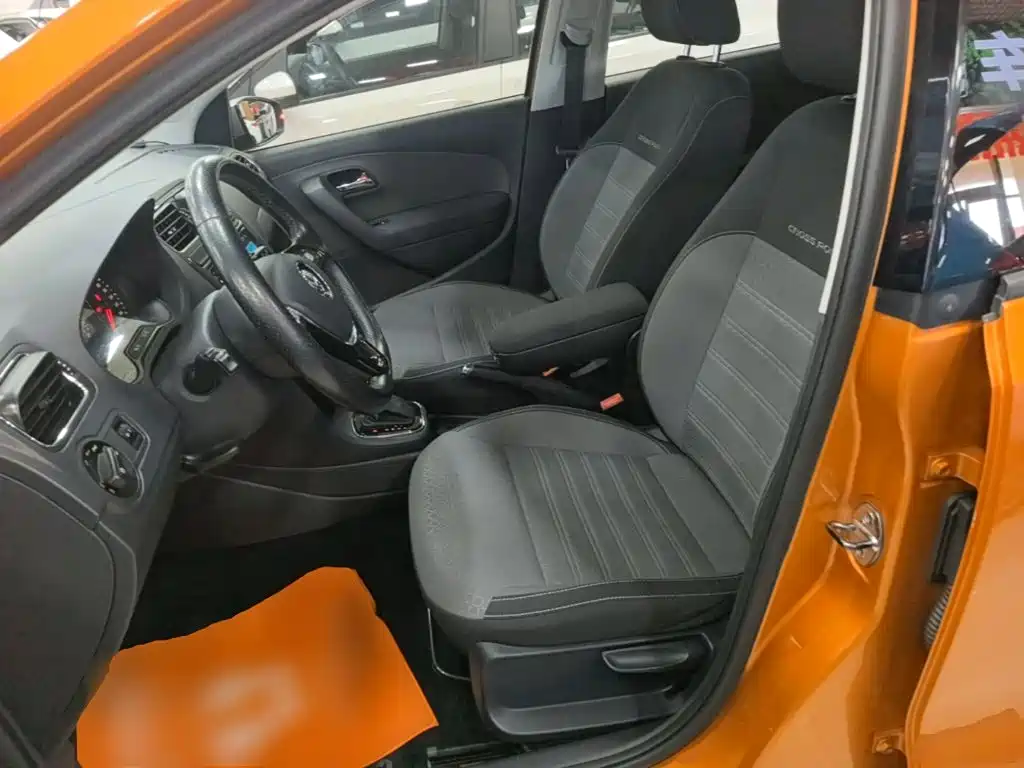 Volkswagen Polo — миниатюра 11