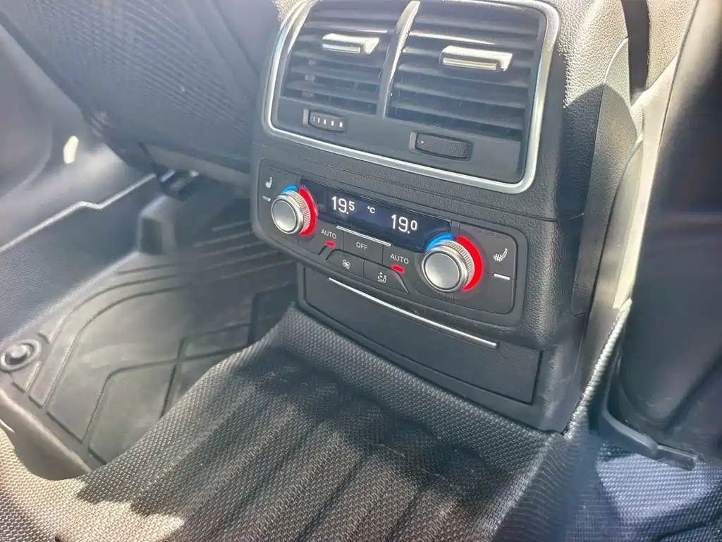 Audi A6L — миниатюра 20