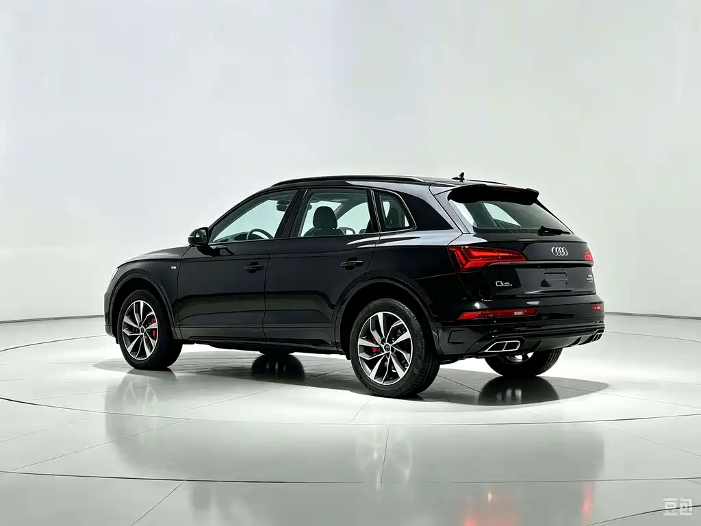 Audi Q5L — миниатюра 8
