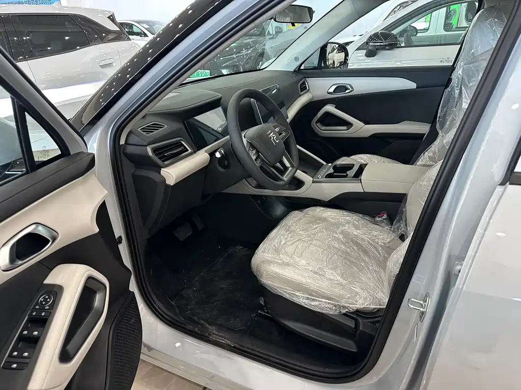 BYD Yuan UP — миниатюра 3