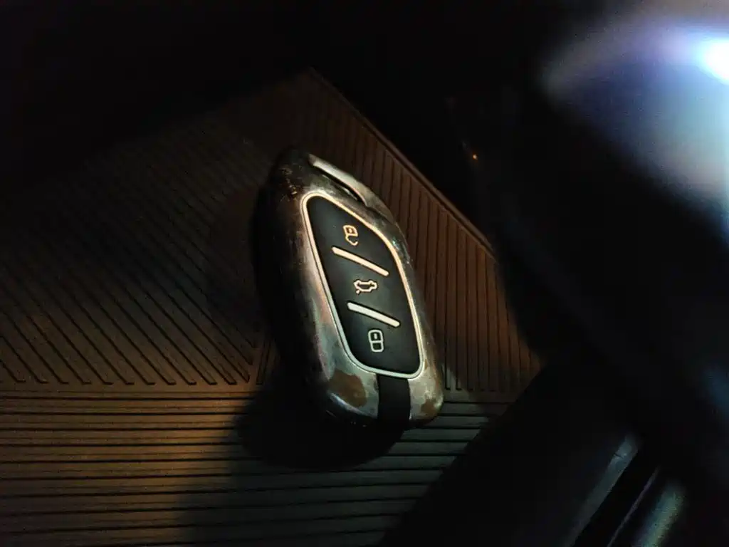 Roewe i5 — миниатюра 9