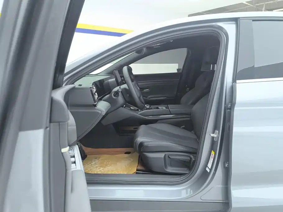 BYD Qin L — миниатюра 9