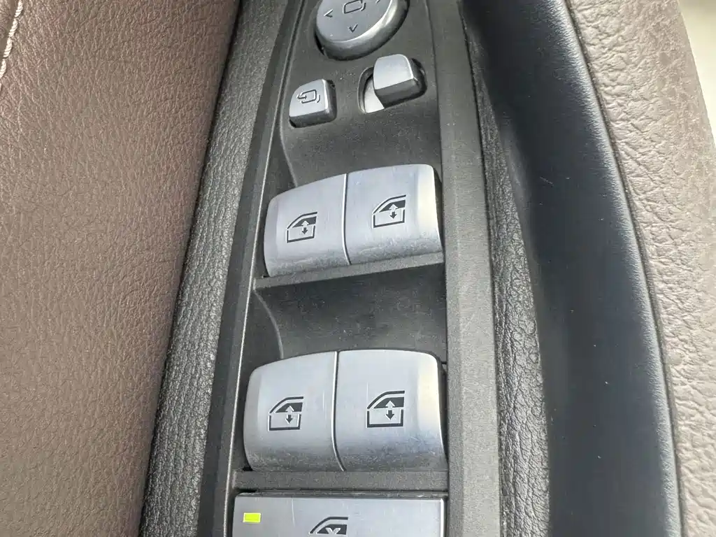 BMW X1 — миниатюра 15