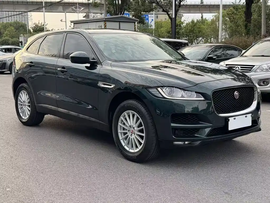 Jaguar F-PACE — миниатюра 3