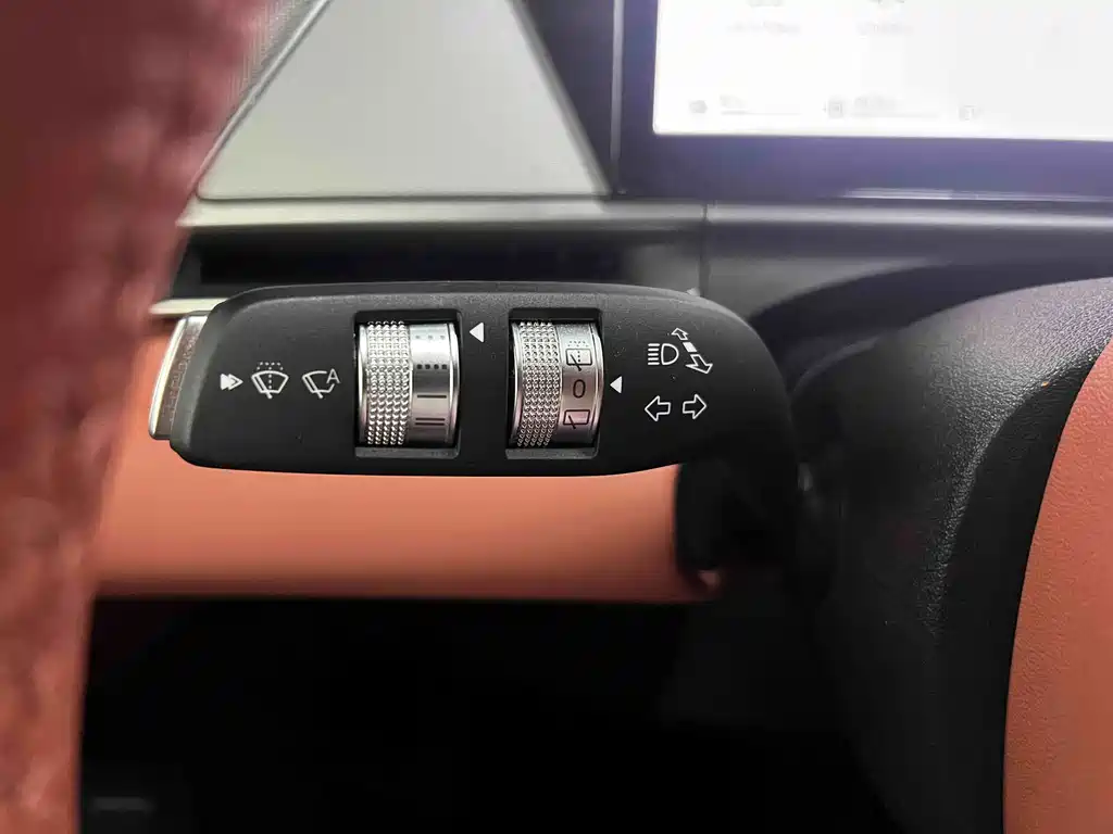 BYD Tang L — миниатюра 11