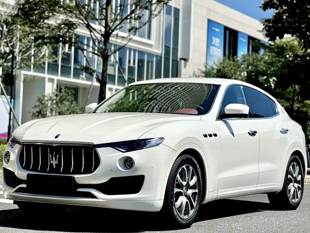 Купить Maserati Levante