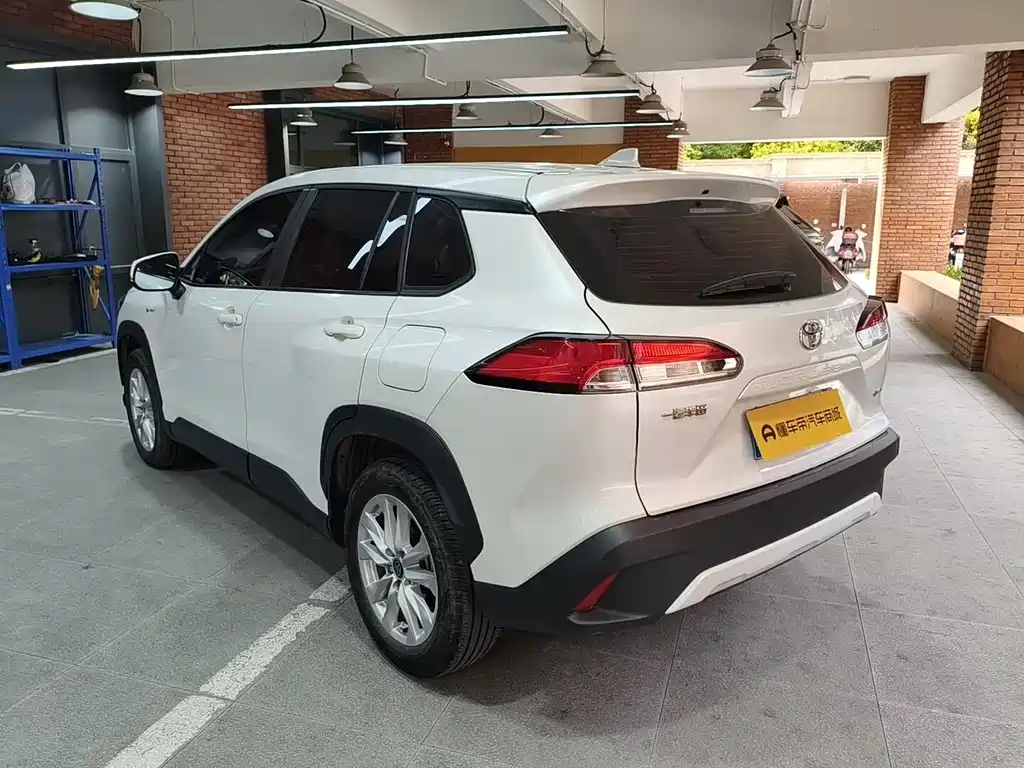 Toyota Corolla Cross — миниатюра 3