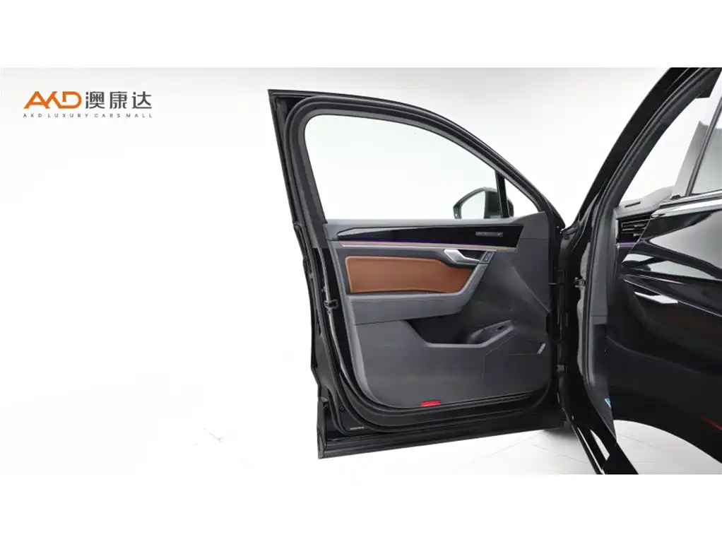 Volkswagen Touareg — миниатюра 10
