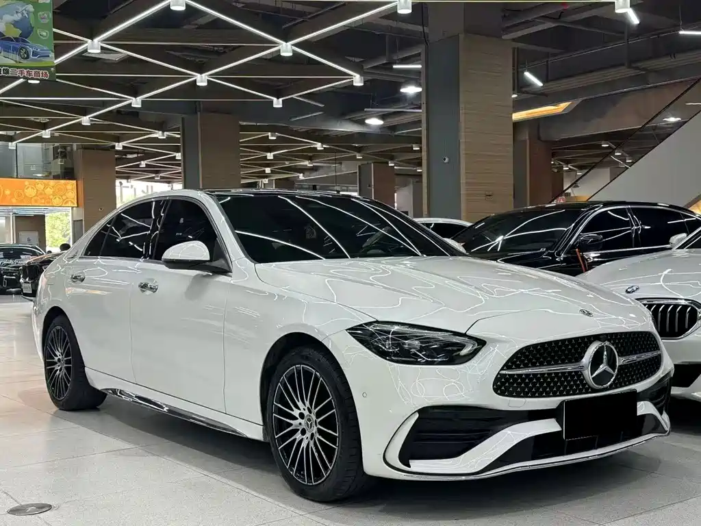 Mercedes-Benz C-Class — миниатюра 3