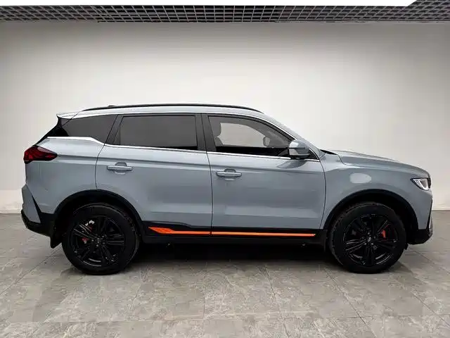 Geely Boyue — миниатюра 4