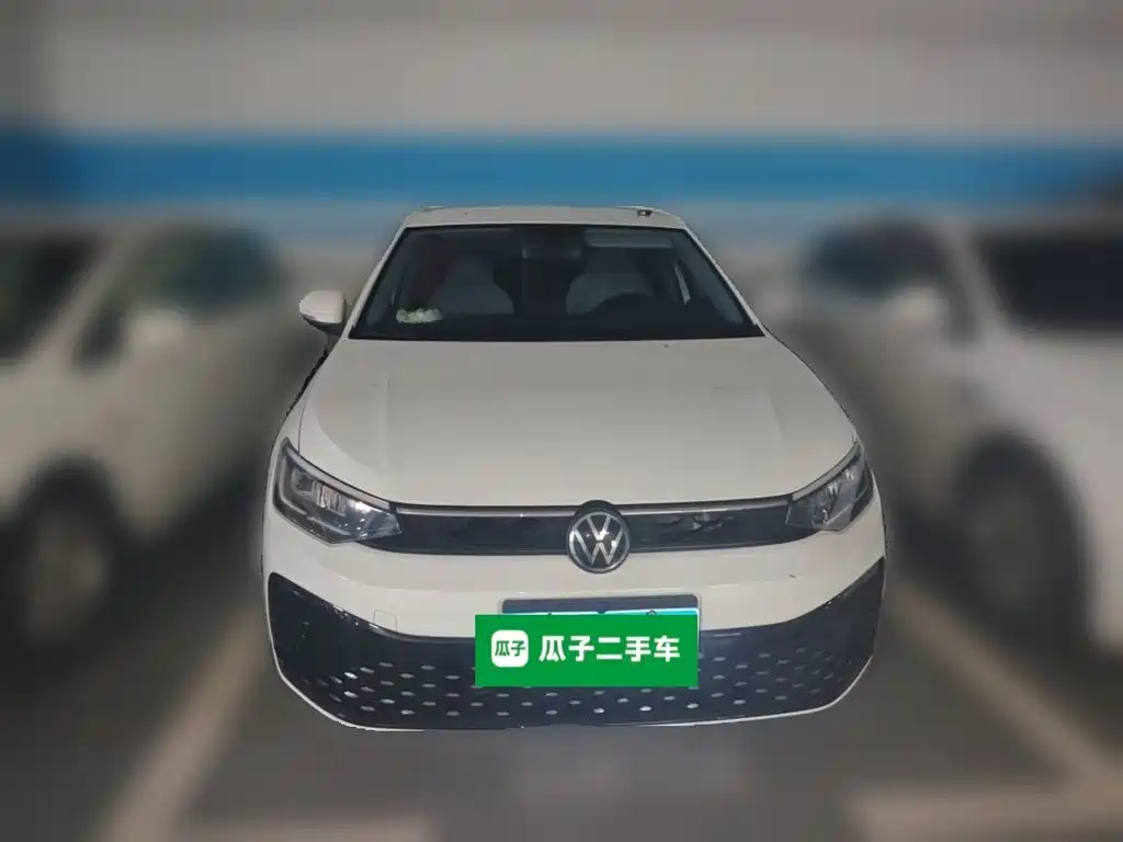 Volkswagen Lavida — миниатюра 2