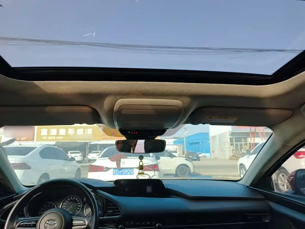 Mazda 3 Axela — миниатюра 18