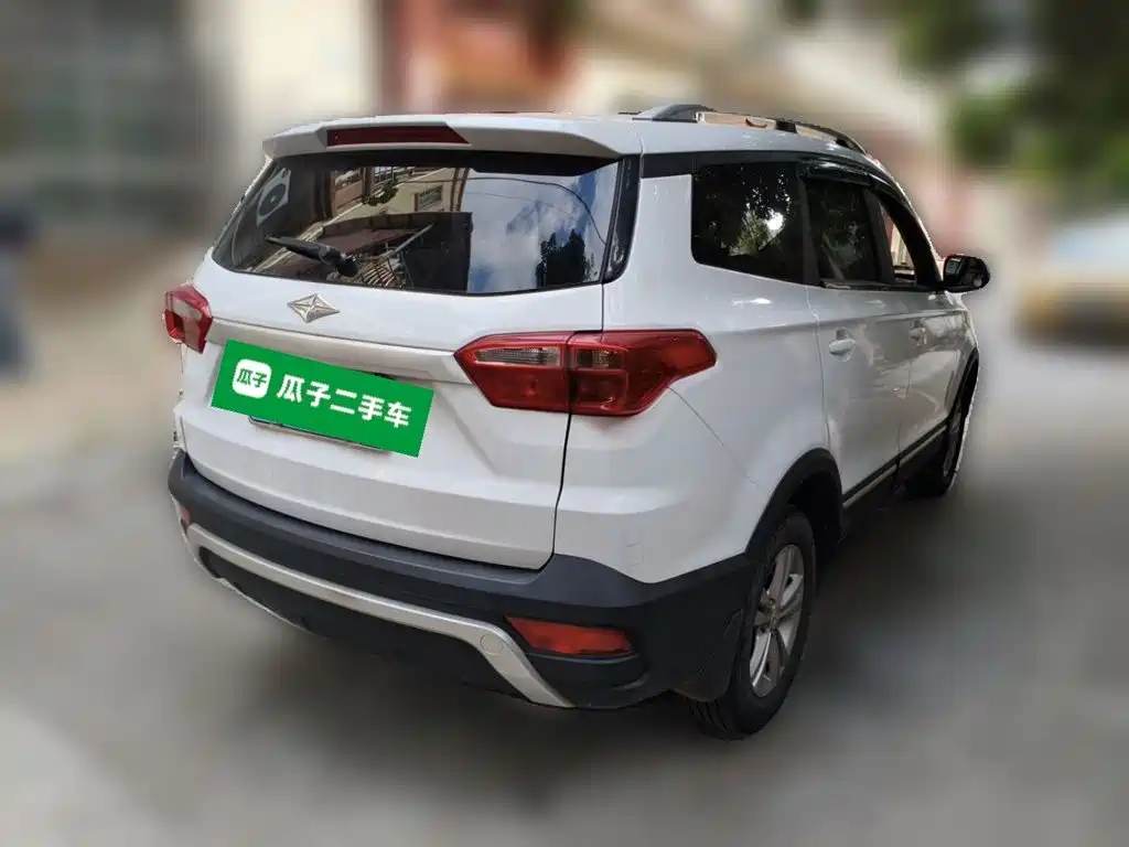 Ruixiang 北汽瑞翔X3 — миниатюра 6