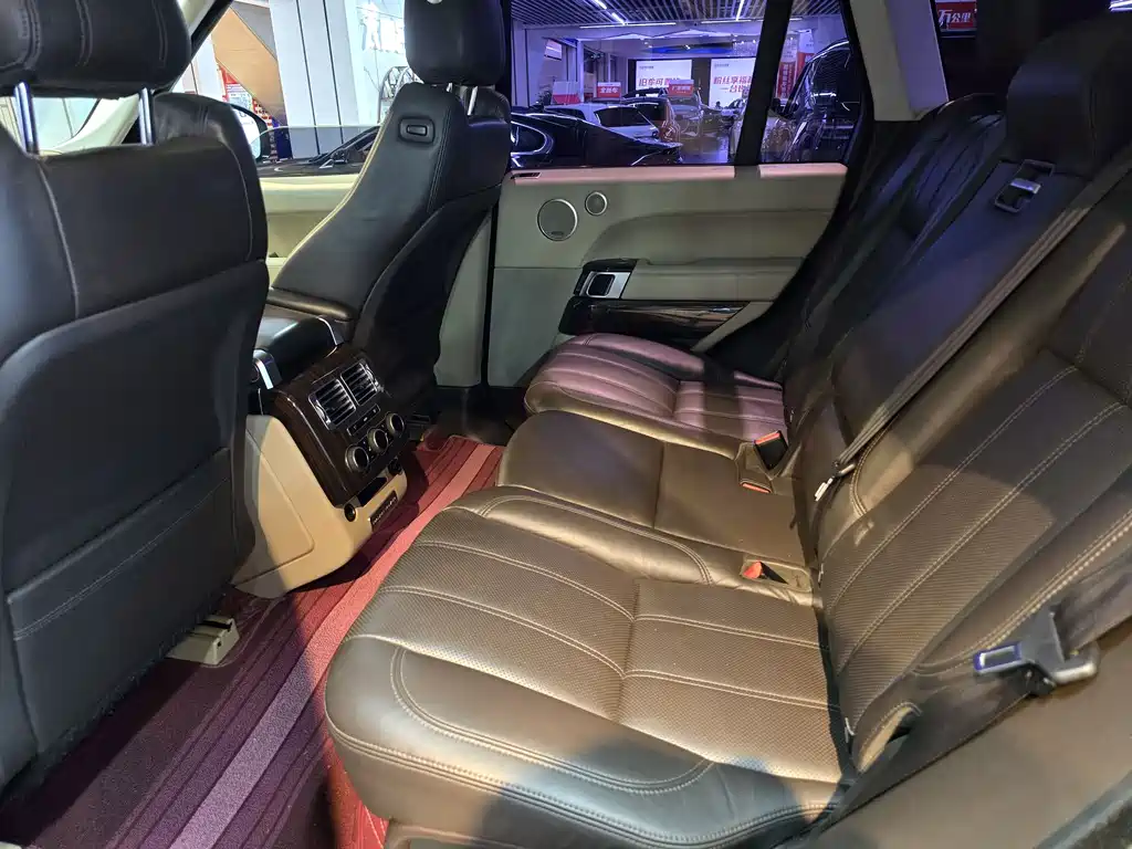Land Rover Range Rover 2015 3.0 TDV6 Vogue
