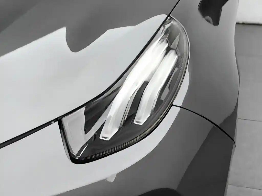 Lynk & Co 03 — миниатюра 7