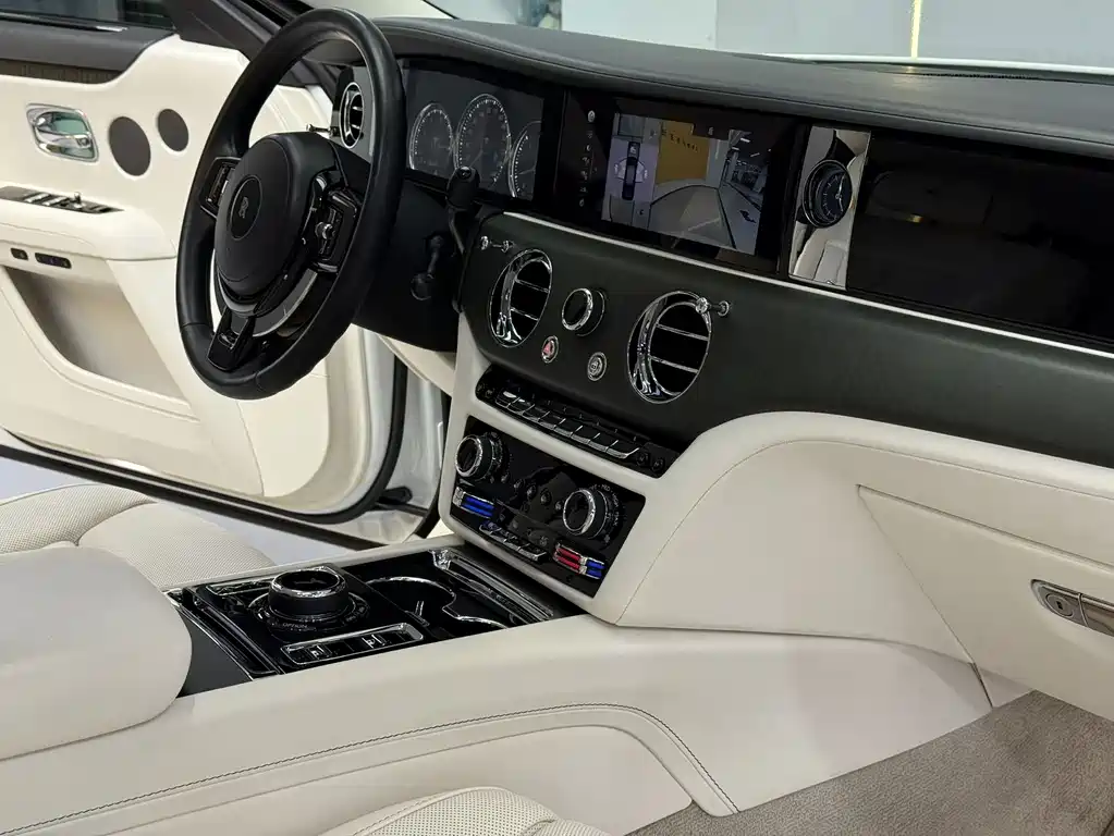 Rolls-Royce Ghost — миниатюра 15