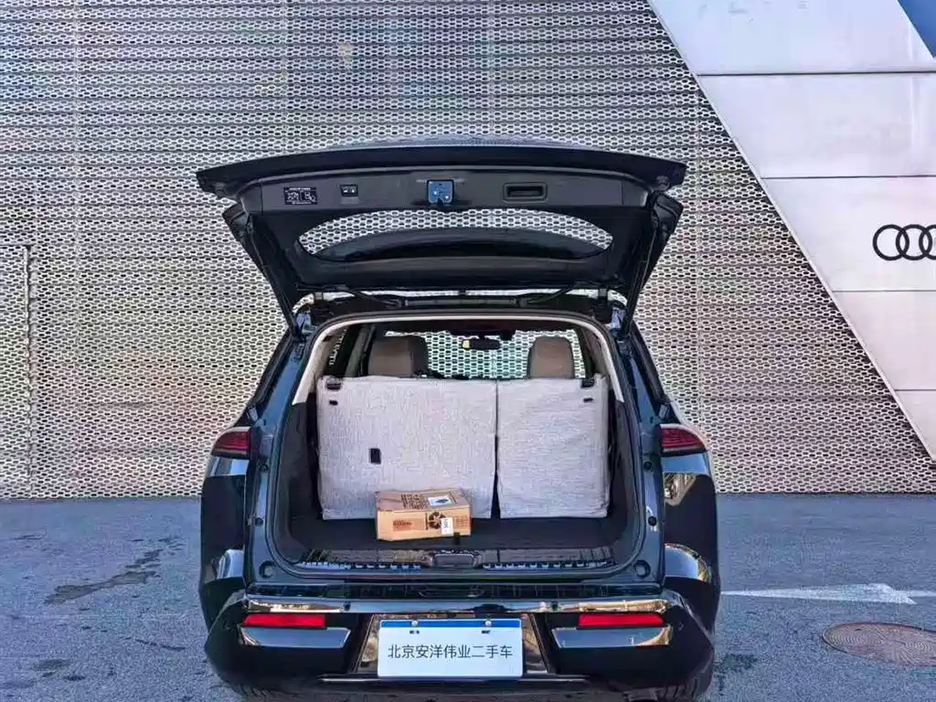 Nissan Teramont — миниатюра 2