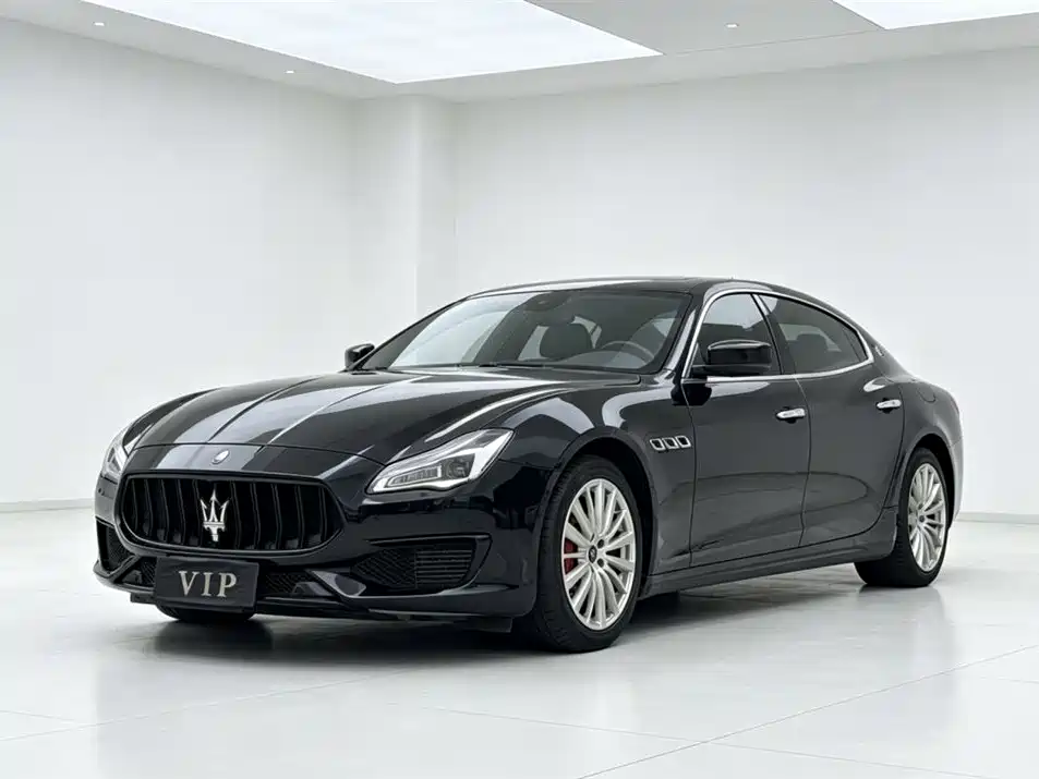 Купить Maserati Quattroporte