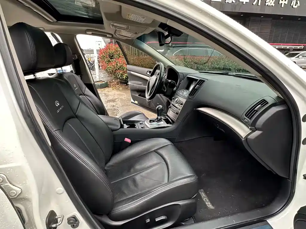 Infiniti G 2010 G25 Sedan Luxury Sport