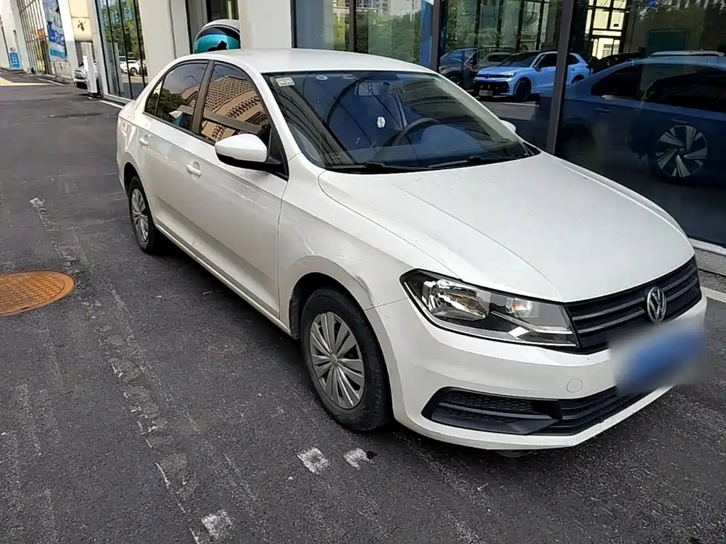 Volkswagen Santana — миниатюра 4