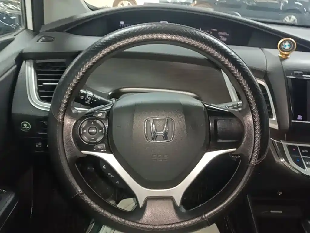 Honda Jade — миниатюра 11