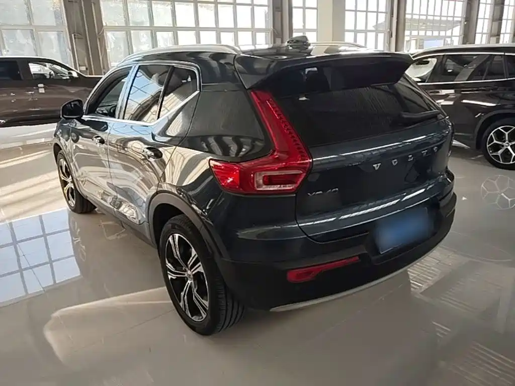Volvo XC40 — миниатюра 5