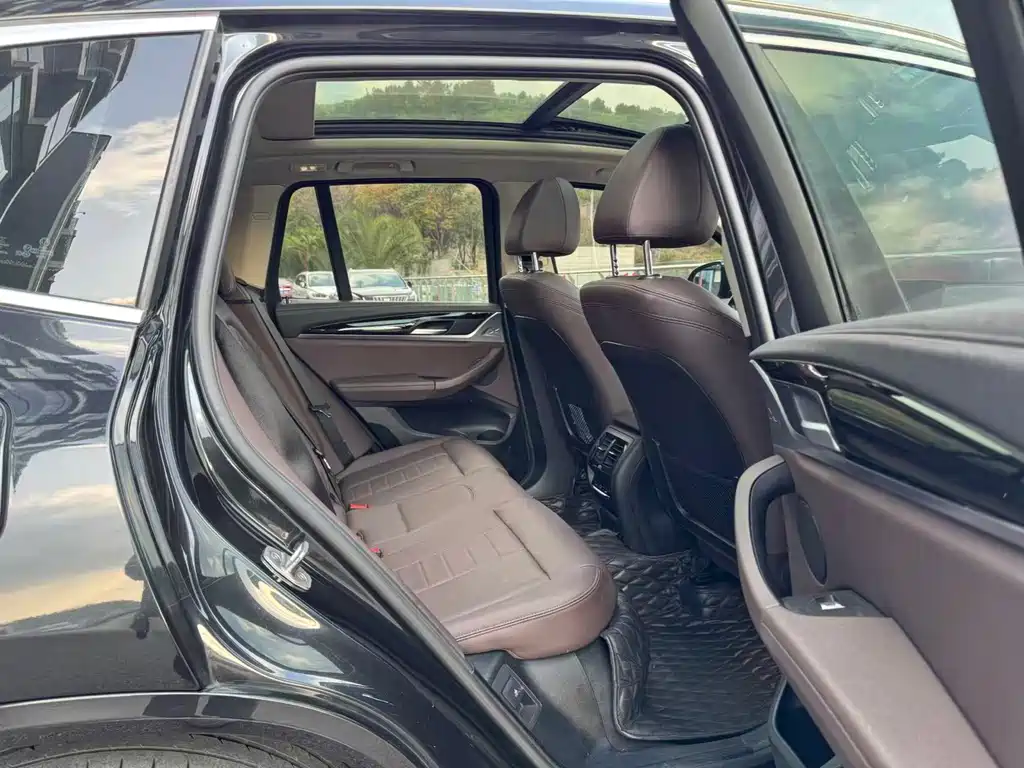 BMW X3 — миниатюра 6