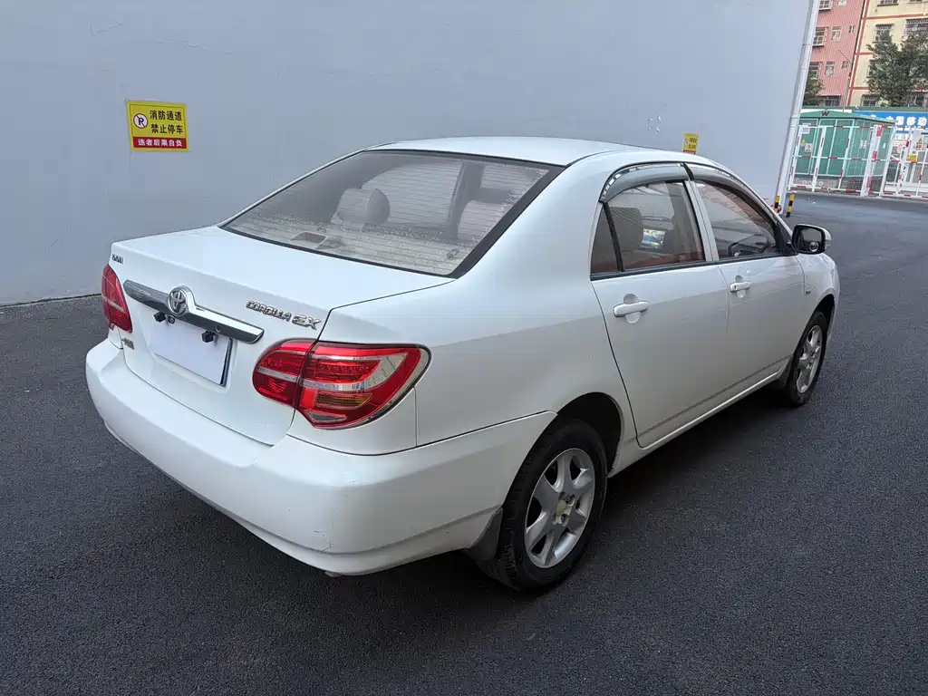 Toyota Corolla 2013 1.6L AT