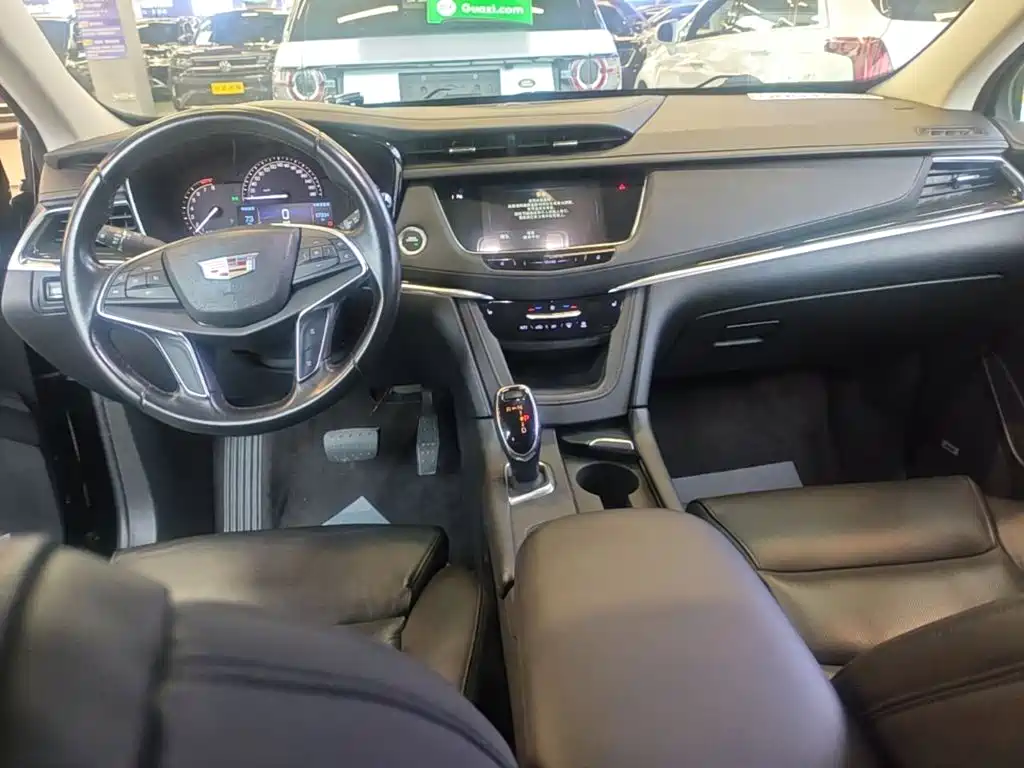 Cadillac XT5 — миниатюра 10