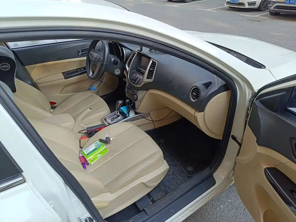 Changan Eado — миниатюра 20